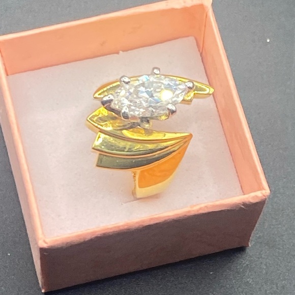 GE Edco Jewelry - Vintage 14 KT GE Edco Taiwan Ring with Marquise Cubic Zirconia Size 8